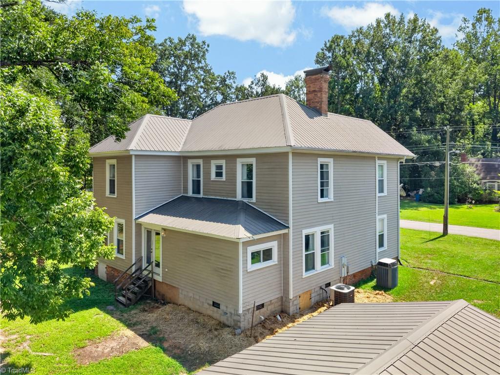140 Harper Street Property Photo 36