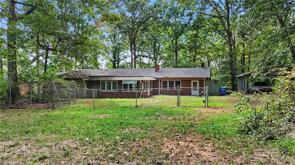 386 Broad Street Property Photo 4