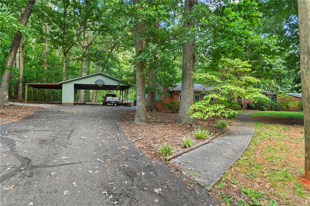 386 Broad Street Property Photo 11