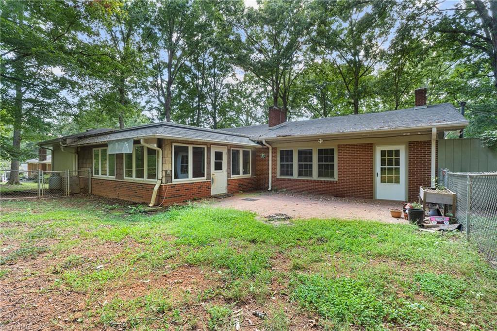 386 Broad Street Property Photo 12