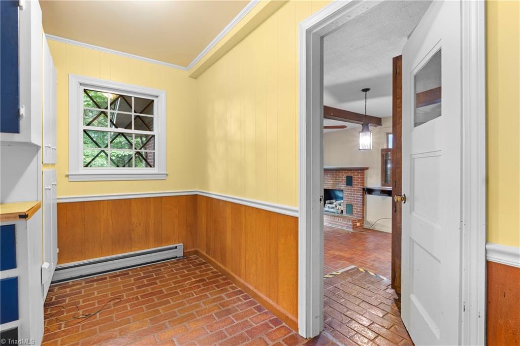 386 Broad Street Property Photo 26