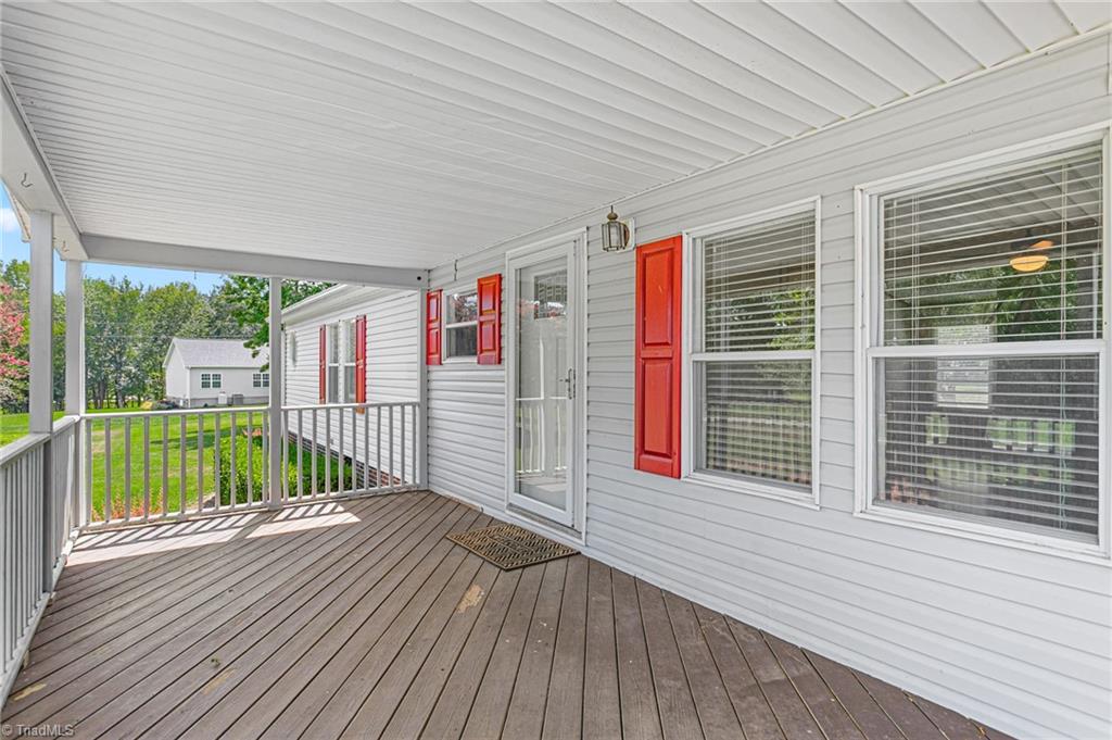 1418 William Riley Road Property Photo 4