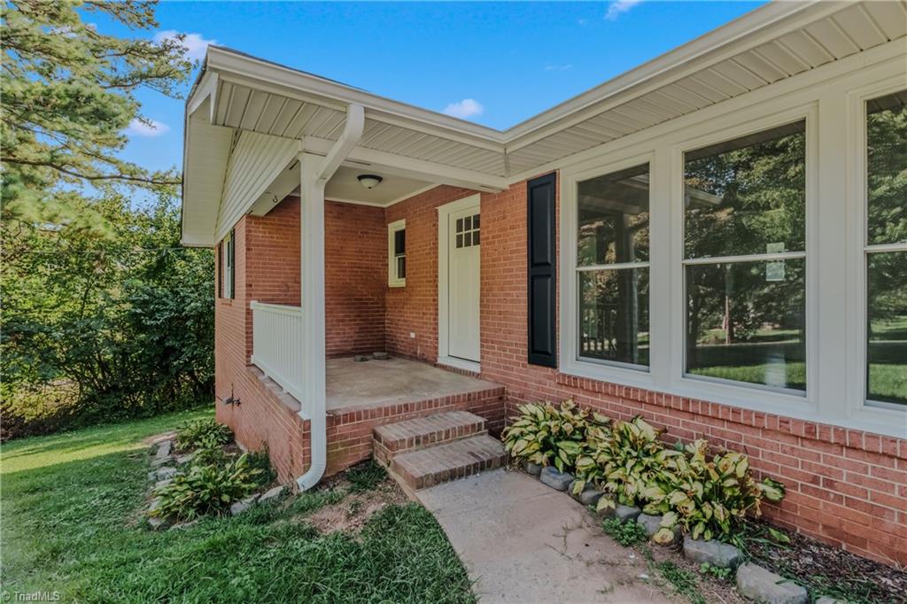 2149 Margaret Drive Property Photo 3