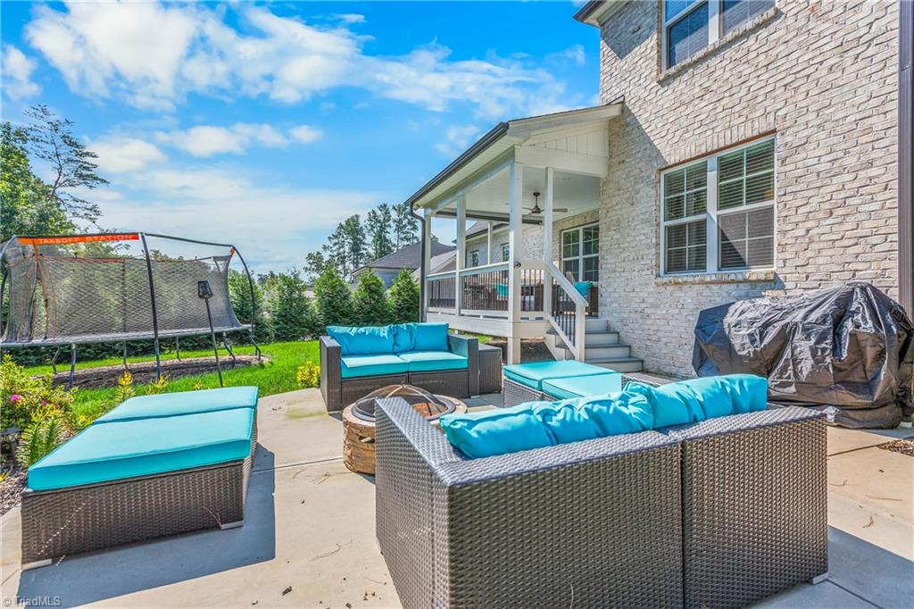 569 Wentworth Drive Property Photo 42