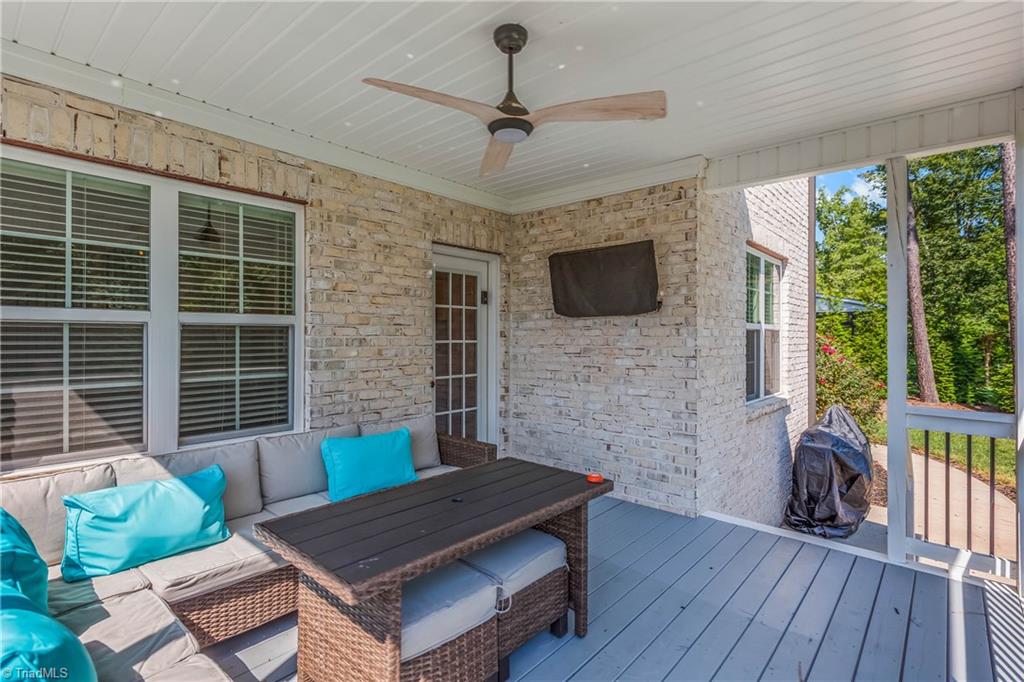 569 Wentworth Drive Property Photo 45