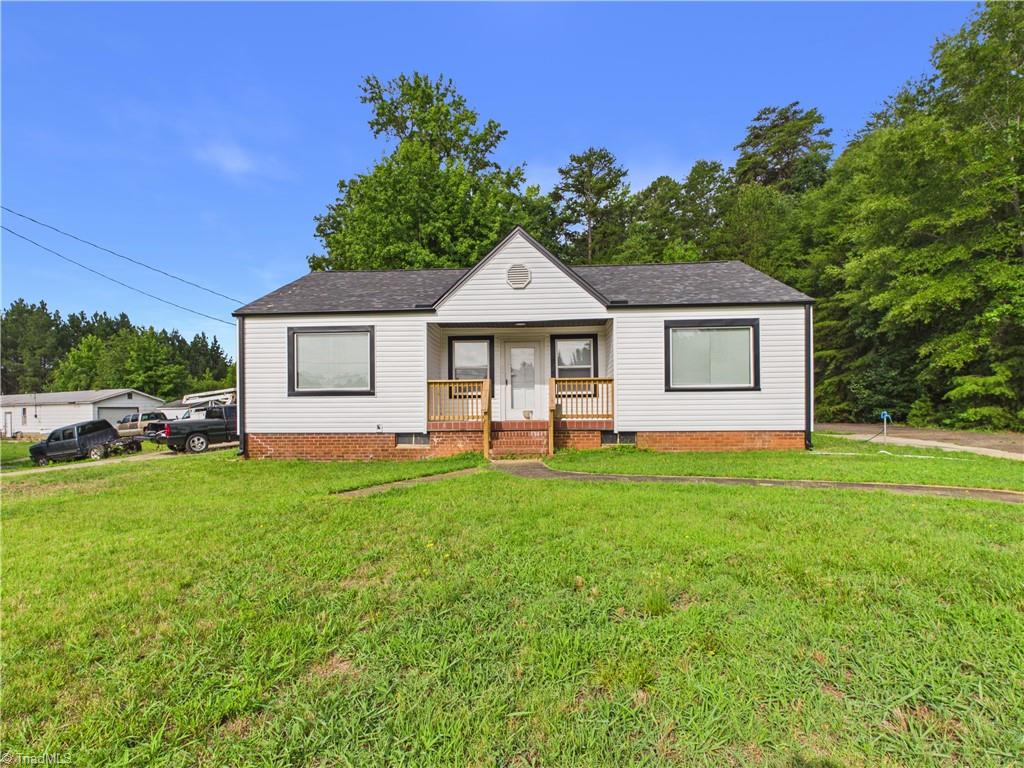 18492 Nc Highway 109 Property Photo 2