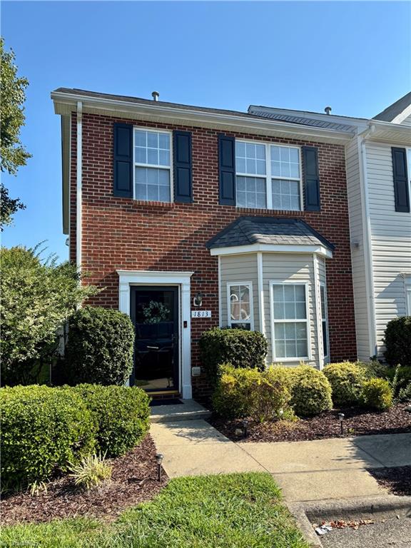 1813 Olivers Crossing Circle Property Photo 1