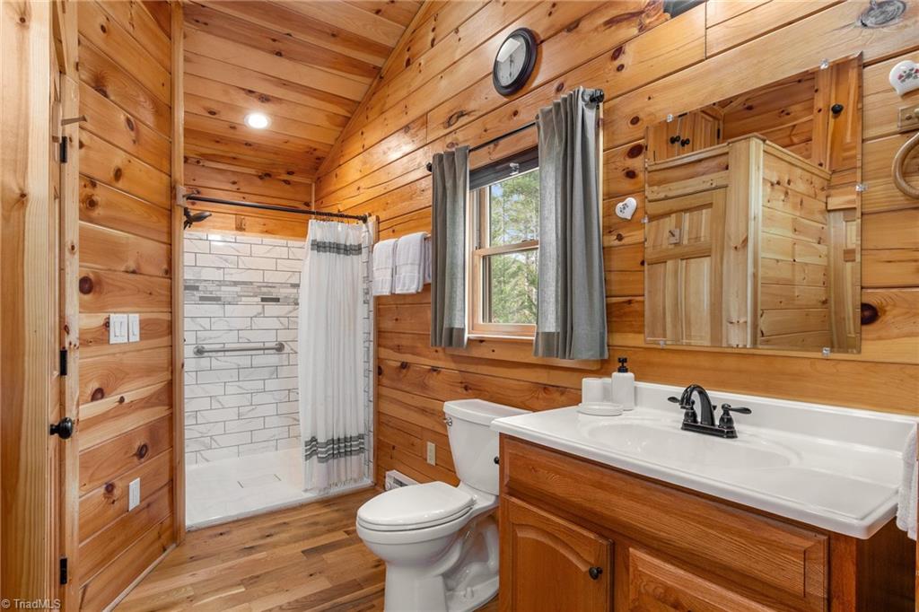 2257 Quiet Creek Lane Property Photo 14