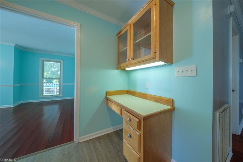 8908 Cedar Spring Drive Property Photo 10
