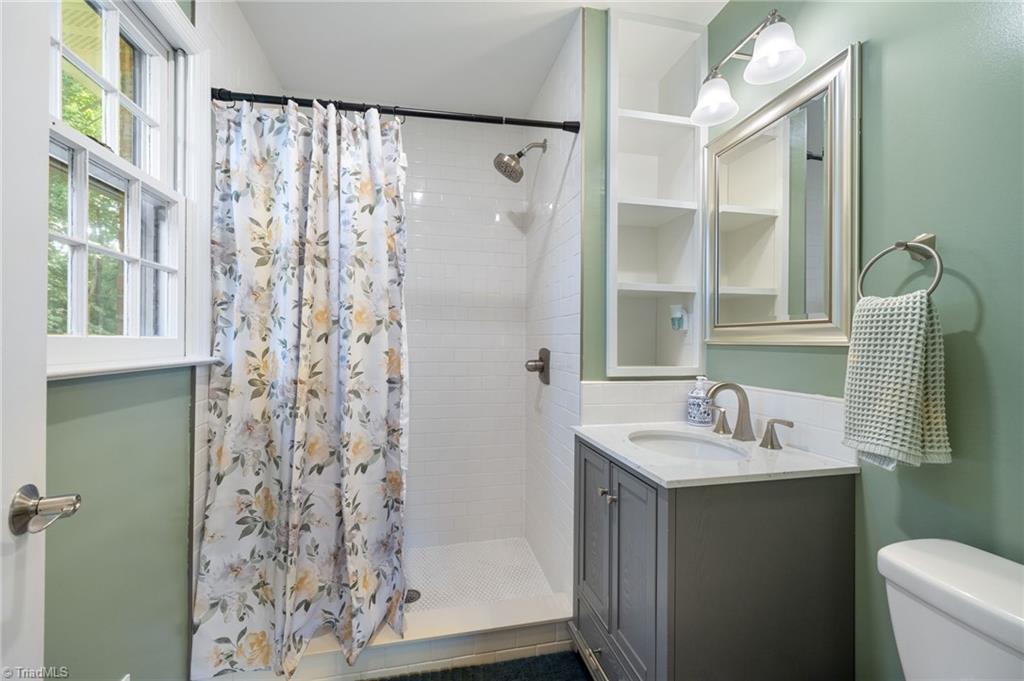 207 Leland Drive Property Photo 14