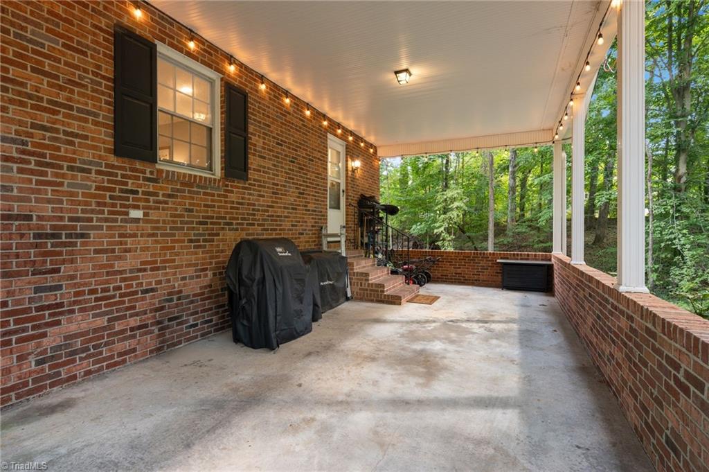 207 Leland Drive Property Photo 28