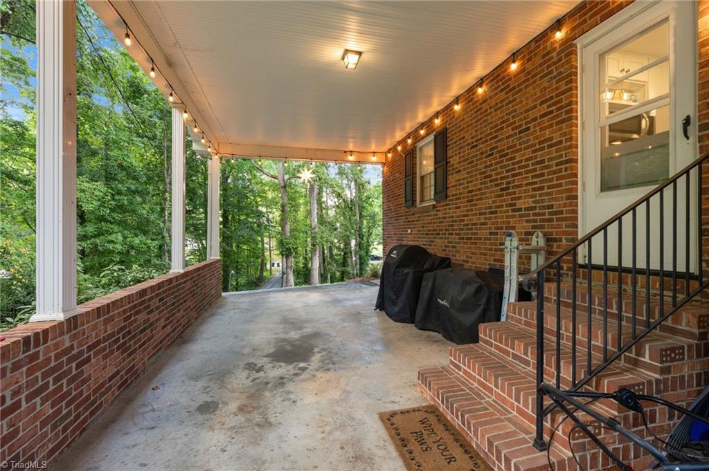 207 Leland Drive Property Photo 29