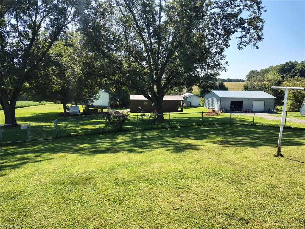 727 Cody Trail Property Photo 13
