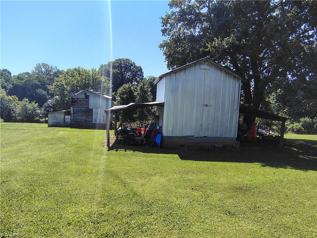 727 Cody Trail Property Photo 17