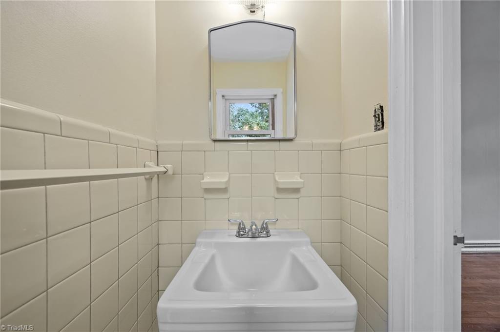 1108 Dartmouth Avenue Property Photo 8