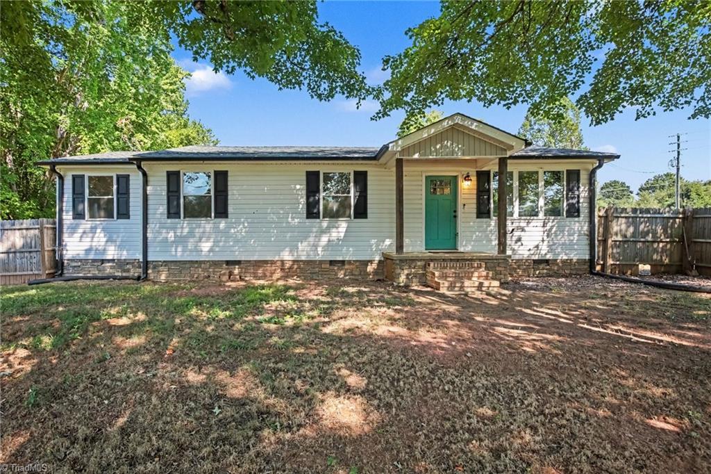 118 Shady Grove Road Property Photo 3
