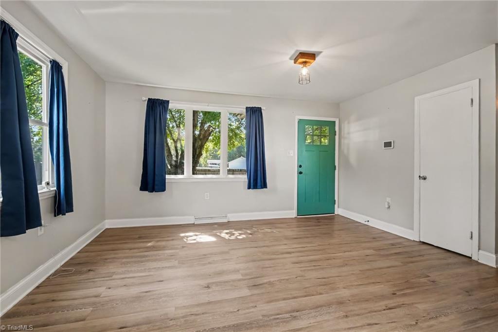 118 Shady Grove Road Property Photo 9