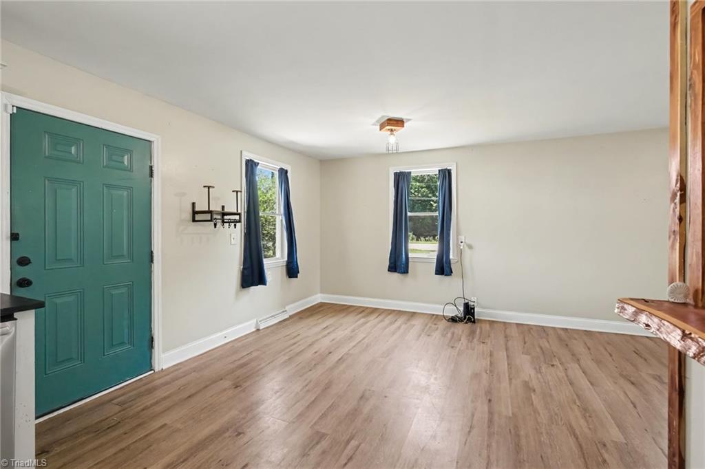 118 Shady Grove Road Property Photo 11