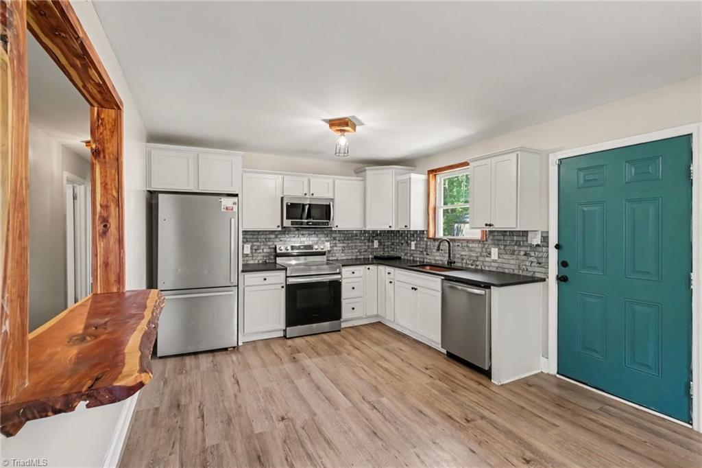 118 Shady Grove Road Property Photo 13