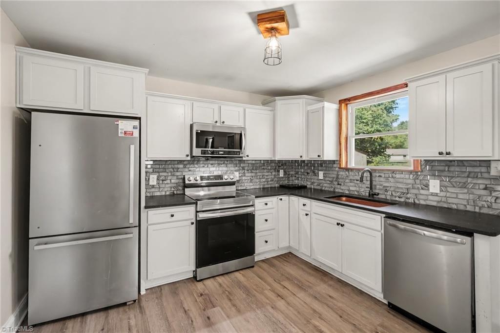 118 Shady Grove Road Property Photo 14