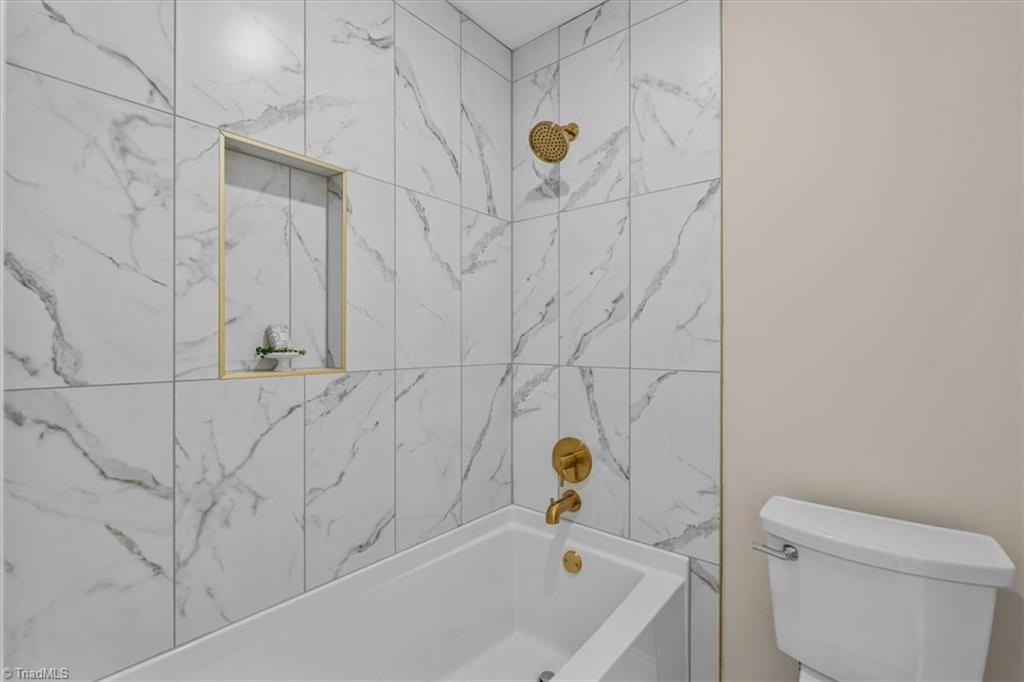 2621 W Woodlyn Way Property Photo 30