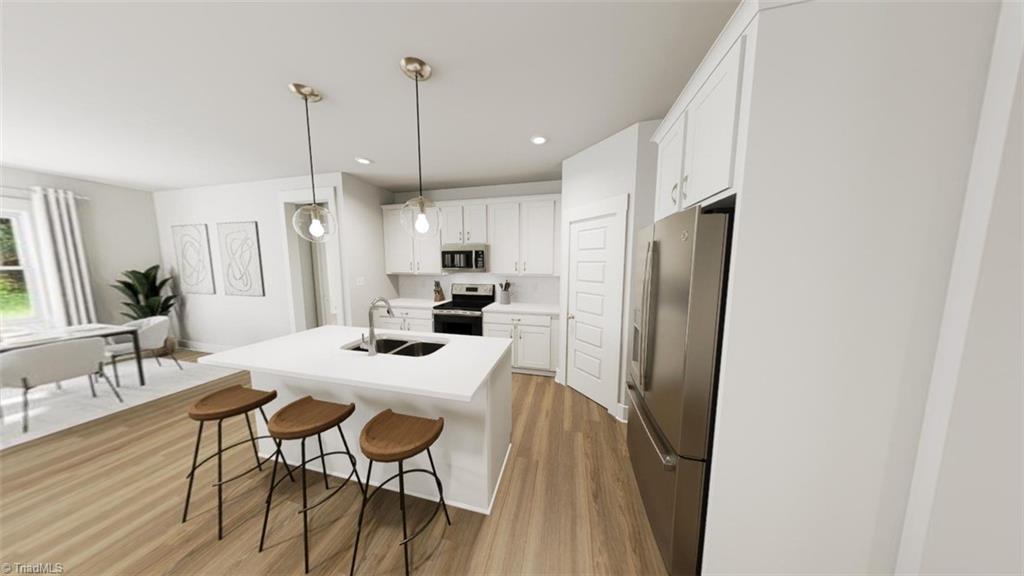 5523 Rock Valley Drive Property Photo 8