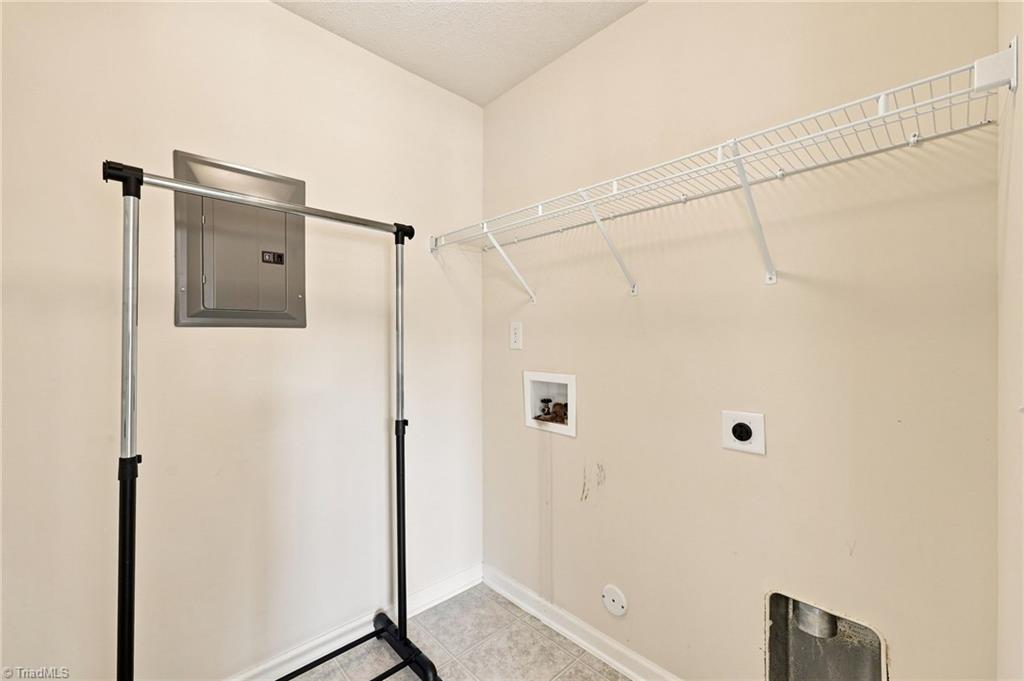 3491 Forestdale Drive Property Photo 15