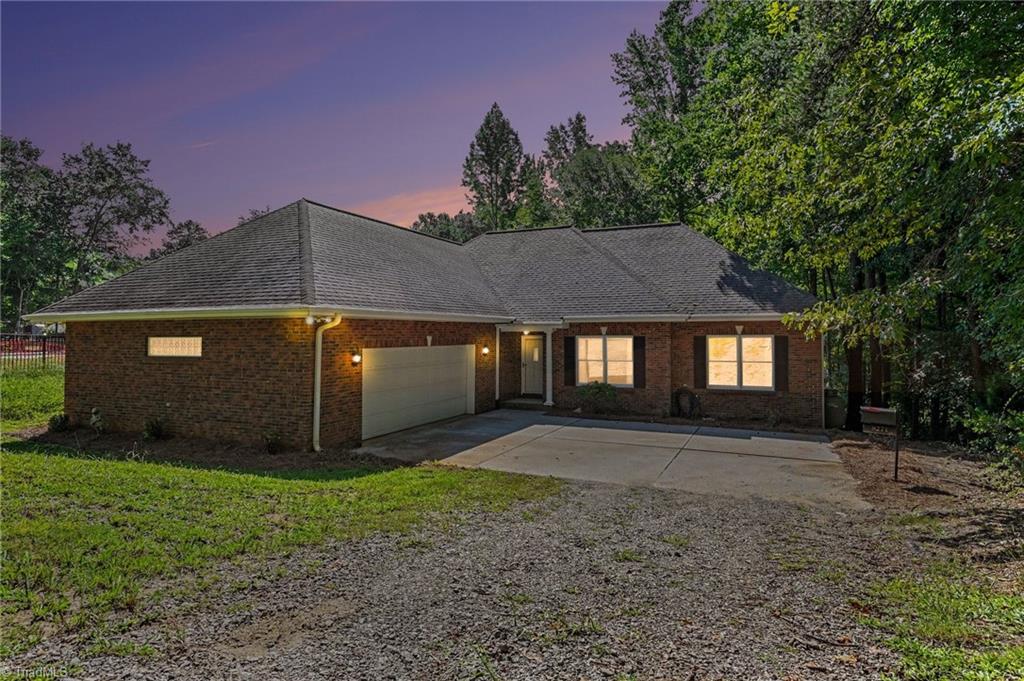 8271 Long Island Road Property Photo 1