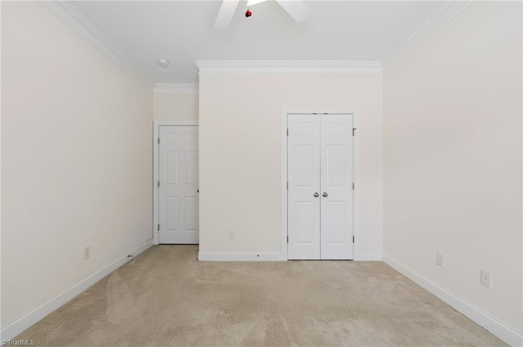 5285 Esher Drive Property Photo 26