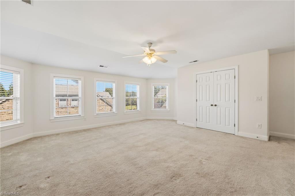 5285 Esher Drive Property Photo 32