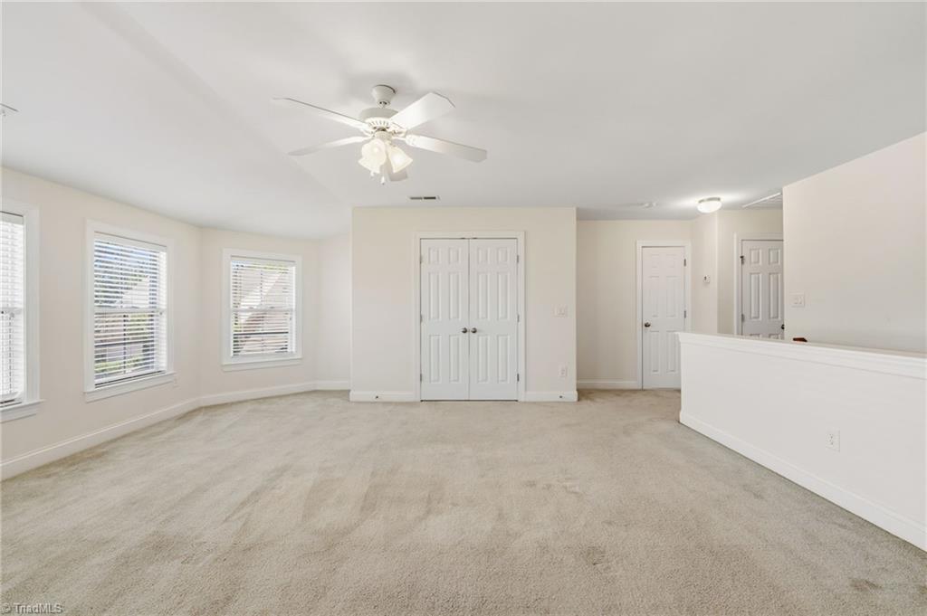 5285 Esher Drive Property Photo 33
