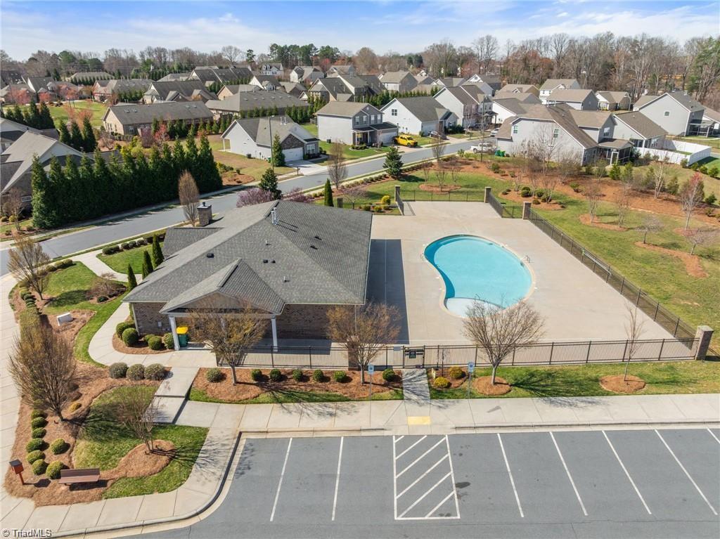 5285 Esher Drive Property Photo 43