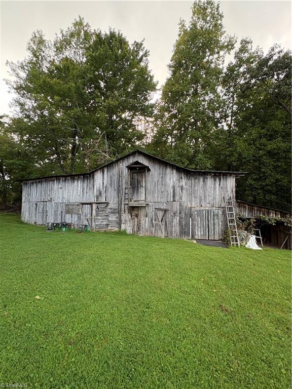 171 Shadow Lane Property Photo 19