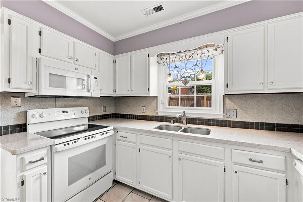 420 Herndon Drive Property Photo 10
