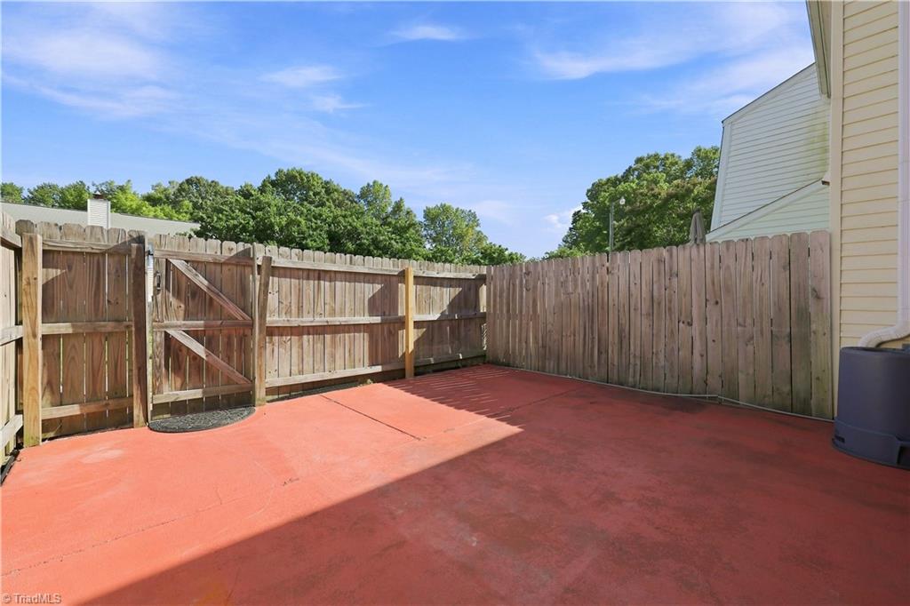 420 Herndon Drive Property Photo 28