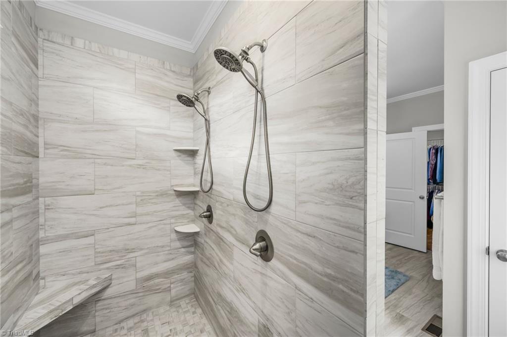 8206 Arbor Ridge Lane Property Photo 22