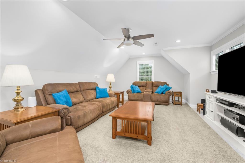 8206 Arbor Ridge Lane Property Photo 29