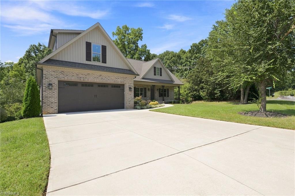 8206 Arbor Ridge Lane Property Photo 44