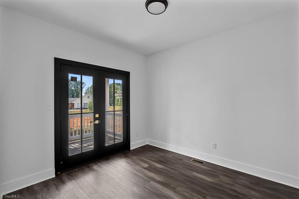 7905 Walkover Drive Property Photo 15