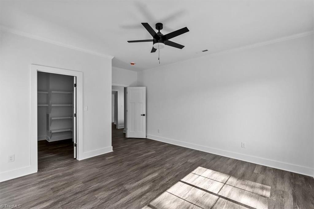 7905 Walkover Drive Property Photo 32