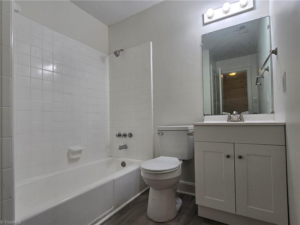 3620 Clemmons Road # 15 Property Photo 14