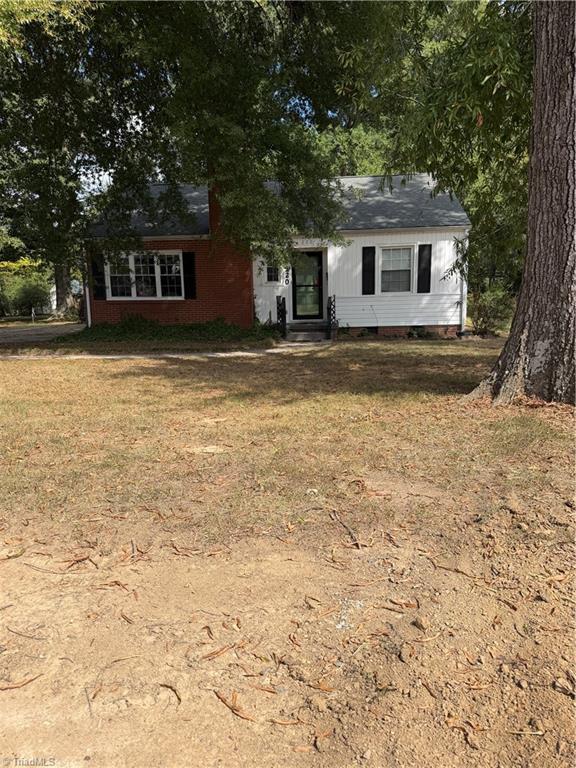 320 Maple Street Property Photo 1
