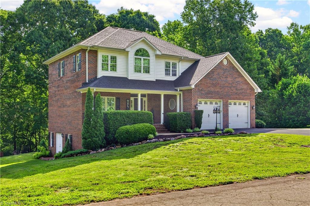 1380 Ridgewood Circle Property Photo 1