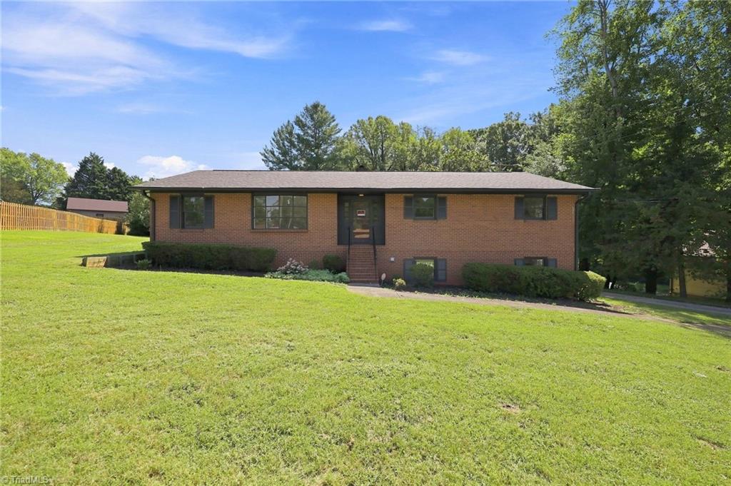 3539 New Walkertown Road Property Photo 1