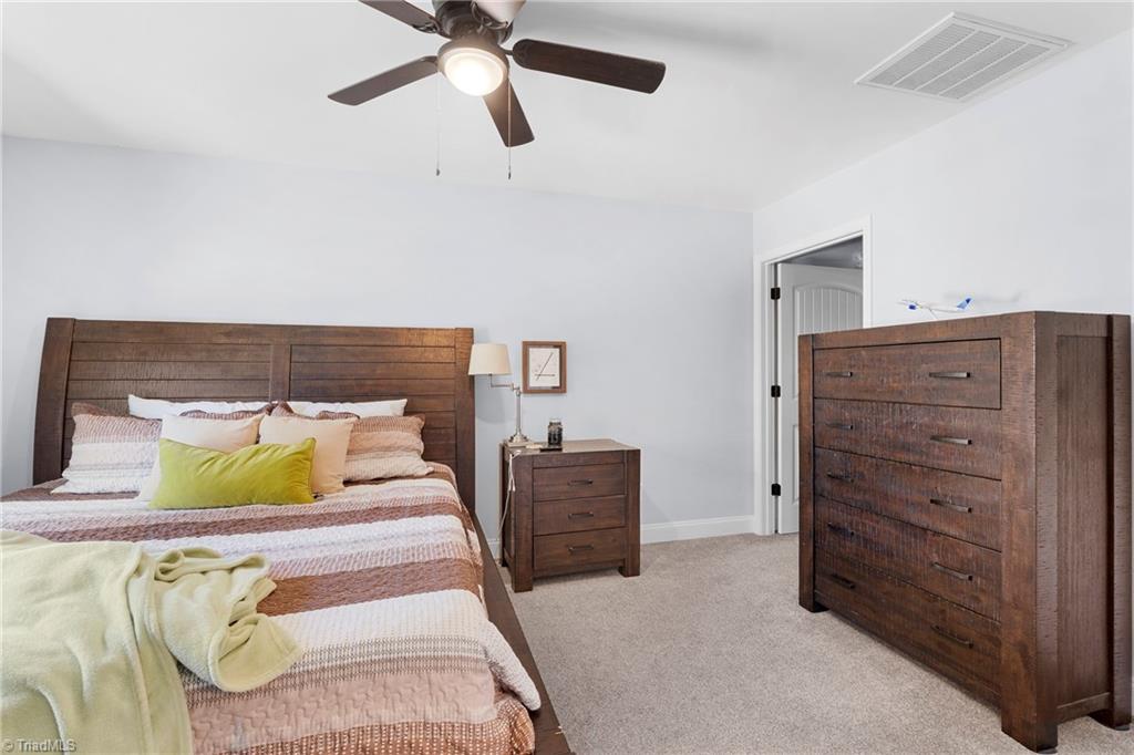 444 S Shore Drive Property Photo 13