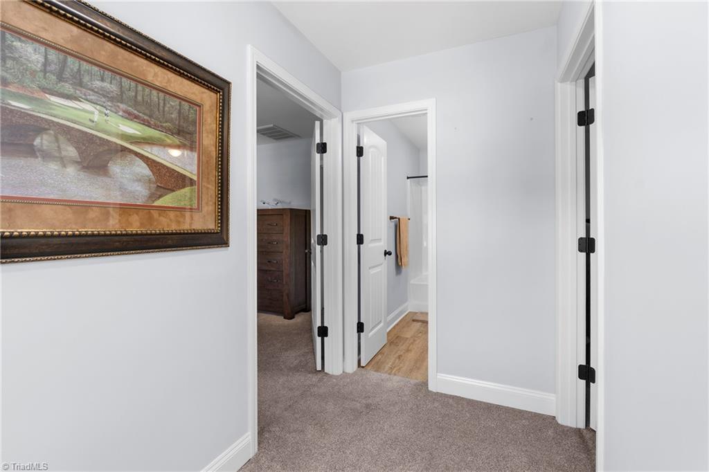 444 S Shore Drive Property Photo 16