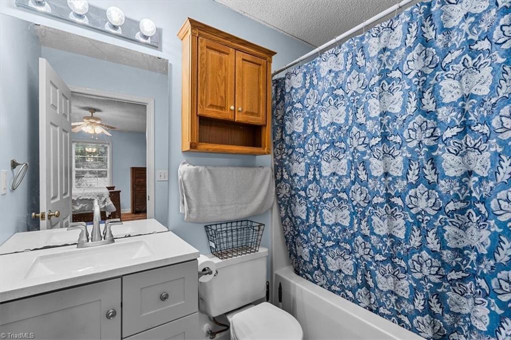 2279 Regency Drive Property Photo 19