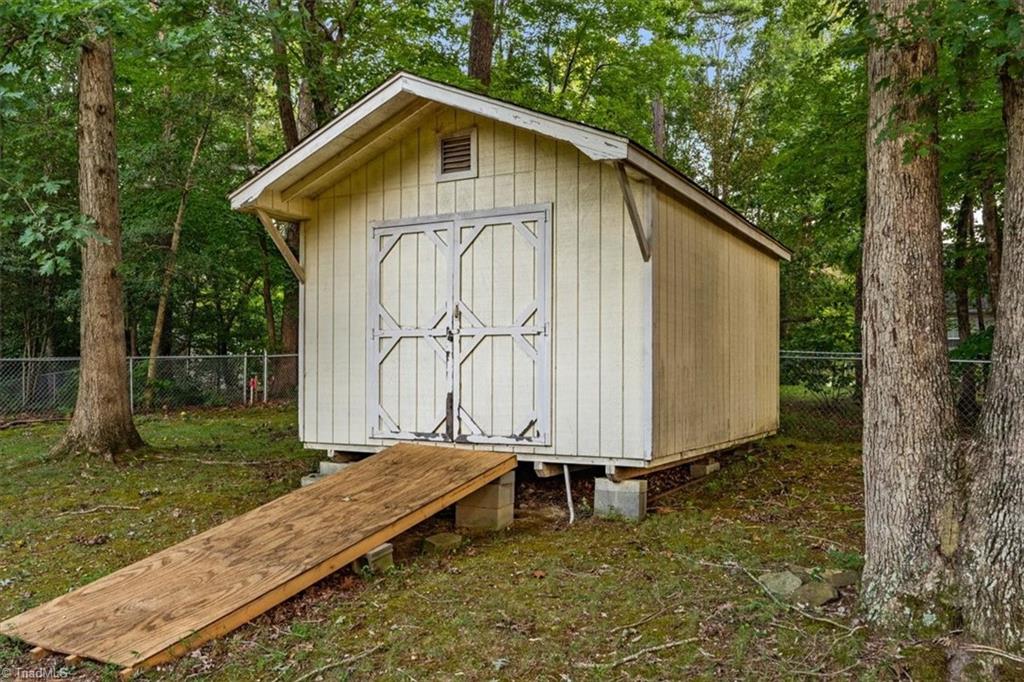 2279 Regency Drive Property Photo 32