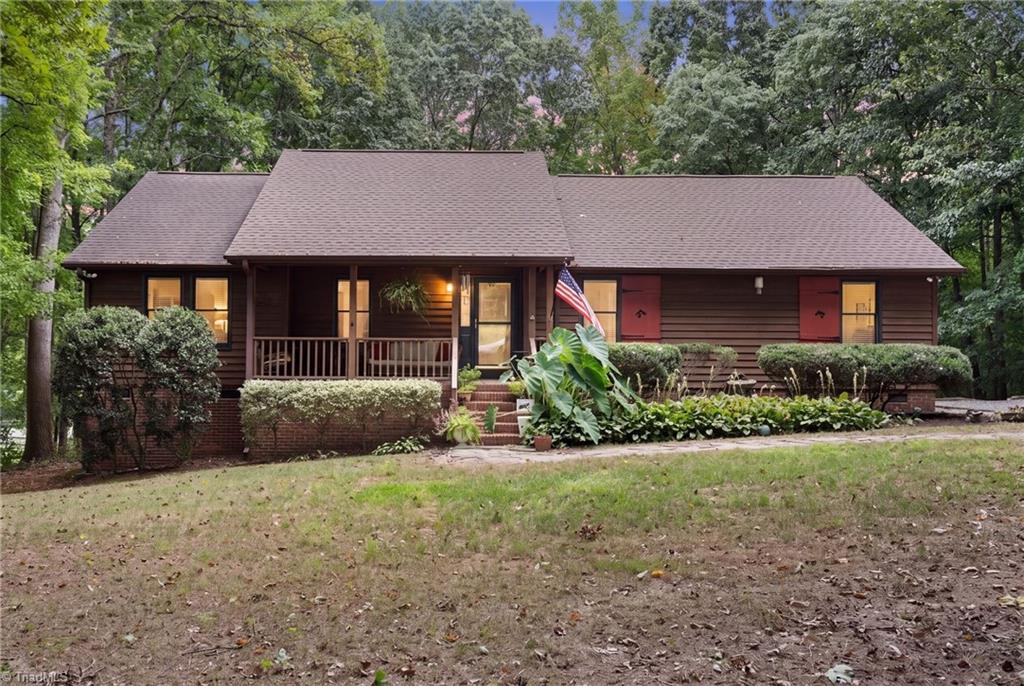 160 Palomino Trail Property Photo 3