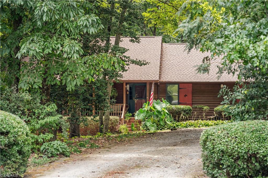 160 Palomino Trail Property Photo 4